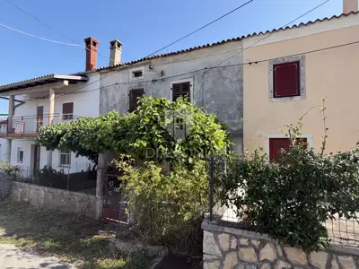 Kamena kuća za adaptaciju, Barban, okućnica 600 m² i potencijal - 2