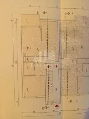 Stan 58 m², Kromosovo naselje, vrt i tavan - 15
