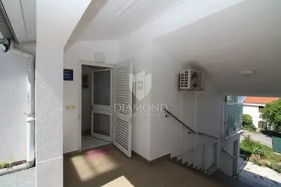 House 77 m², Ravni - sea view and two units - 8