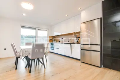 Haus zum Kauf in Donja Zelina, 234 m² - 4