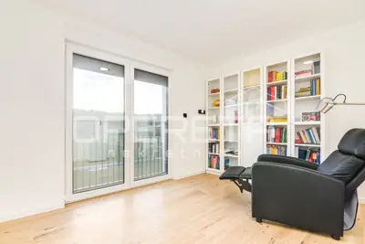 Haus zum Kauf in Donja Zelina, 234 m² - 9