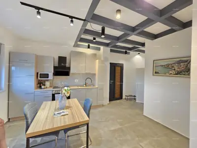 Apartment 125 m², Pula Monteserpo - Komunal, two-level with attic - 2