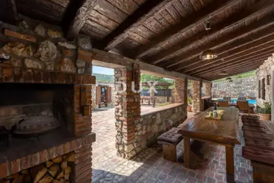 House 230 m², Drivenik - pool and yard - 21