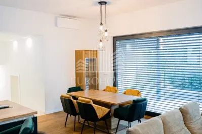 House for sale in Giznik, 286 m² - 11