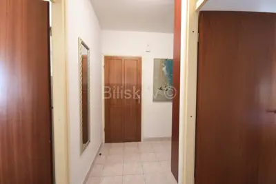 Stan 90 m², Solin Japirko - trosoban, 1. kat - 8
