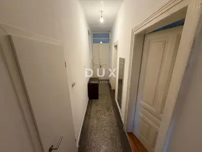 Apartment 74 m², Opatija - Centar, sea view and two balconies - 12
