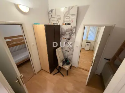 Apartment 74 m², Opatija - Centar, sea view and two balconies - 4