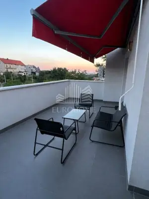 Stan 60,8 m², Remete - južna orijentacija i terasa 25 m²