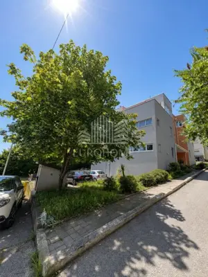 Stan 60,8 m², Remete - južna orijentacija i terasa 25 m² - 14