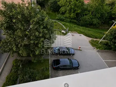 Stan 60,8 m², Remete - južna orijentacija i terasa 25 m² - 12