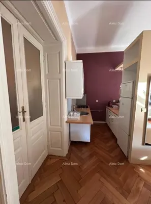 Stan 108 m², Centar Pula, 3 zasebne jedinice - 18