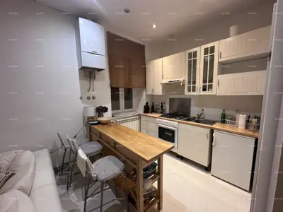 Stan 108 m², Centar Pula, 3 zasebne jedinice - 12