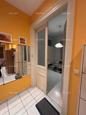 Stan 108 m², Centar Pula, 3 zasebne jedinice - 9