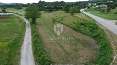 Building plot 2,662 m², Pićan - by the road - 8