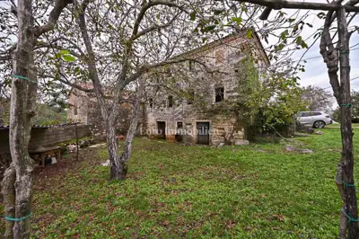 Stone houses 270 m², Oprtalj - peaceful location in nature - 3