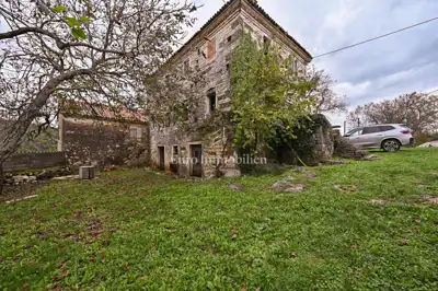 Stone houses 270 m², Oprtalj - peaceful location in nature - 4