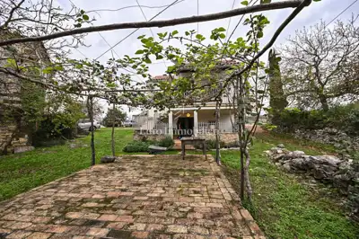 Stone houses 270 m², Oprtalj - peaceful location in nature - 7