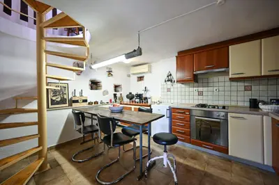 Stone houses 270 m², Oprtalj - peaceful location in nature - 12