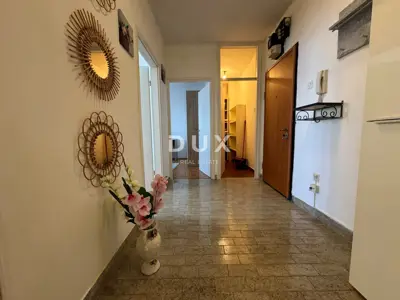 Stan 56 m², Podmurvice - lođa s pogledom na more - 6