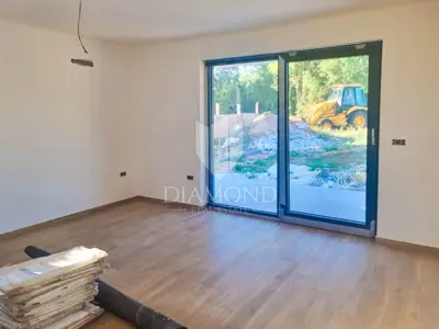 Stan 63,82 m², Poreč okolica - 2 spavaće sobe, terasa - 6