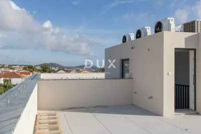 Stan 115,7 m², Pakoštane - krovna terasa i jacuzzi - 10