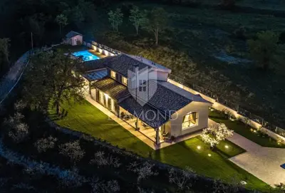 Grožnjan; luksuzna vila na osami - 3
