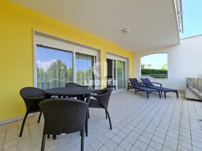 Wohnung 117 m², Crveni Vrh bei Umag, Meerblick