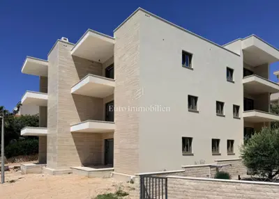 Stan 119,78 m², Mandre - prvi red do mora i krovna terasa - 15