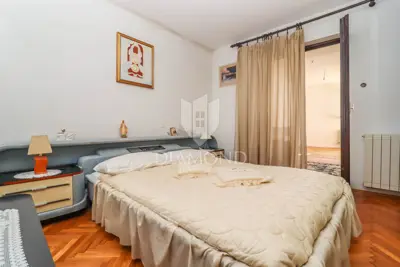 Haus 635 m², Kanfanar - Zentrum, drei Wohneinheiten - 12
