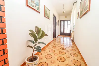 Haus 635 m², Kanfanar - Zentrum, drei Wohneinheiten - 22