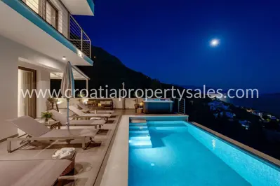 Villa in Omiš, open panoramic view and pool - 6