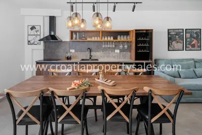 Villa in Omiš, open panoramic view and pool - 3