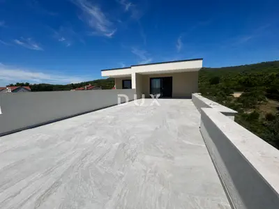 Stan 110,8 m², Tribunj - krovna terasa i pogled na more - 8