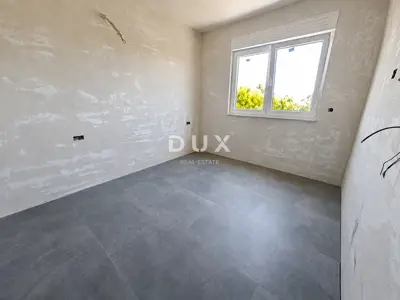 Stan 110,8 m², Tribunj - krovna terasa i pogled na more - 15