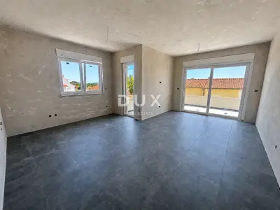 Stan 110,8 m², Tribunj - krovna terasa i pogled na more - 22
