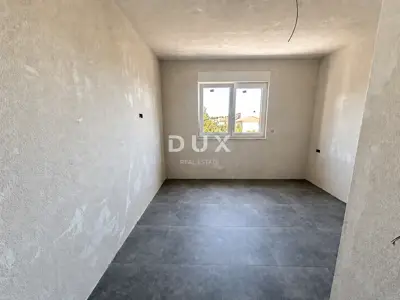 Stan 110,8 m², Tribunj - krovna terasa i pogled na more - 16