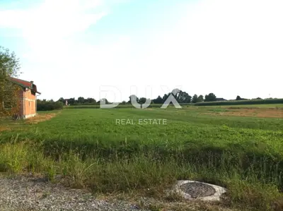 Building plot, Brezovica - along an asphalt road - 4