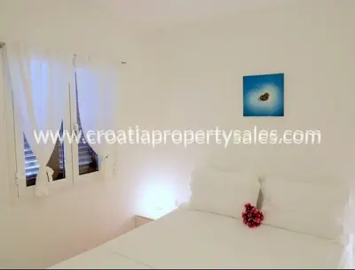 Wohnung, Šolta, 180 m², 3-Zimmer, 400 000 € - 6