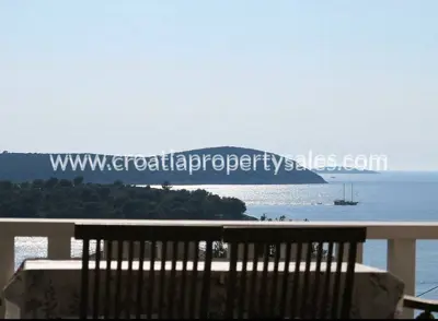 Wohnung, Šolta, 180 m², 3-Zimmer, 400 000 € - 4