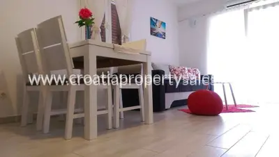 Wohnung, Šolta, 180 m², 3-Zimmer, 400 000 € - 8
