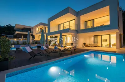 Villa 264 m², Veprinac - Blick auf die Opatija Riviera - 19