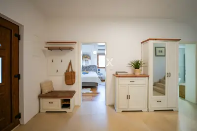 Villa 280 m², Sveti Petar u Šumi - pool and garden area - 17
