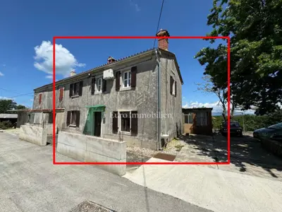 Haus 143 m², Labin - Doppelhaushälfte aus Stein mit Garten