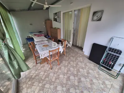 House 264 m², Pirovac - 3 apartments and 300 m from the sea - 16