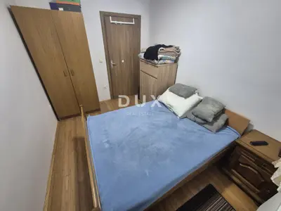 House 264 m², Pirovac - 3 apartments and 300 m from the sea - 15