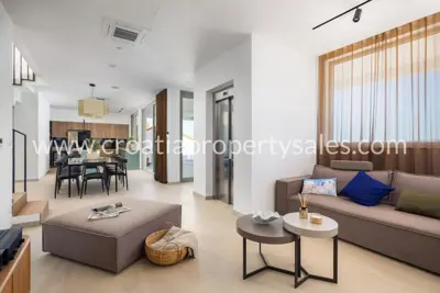 Kuća, Omiš, 280 m², 1 700 000 € - 6
