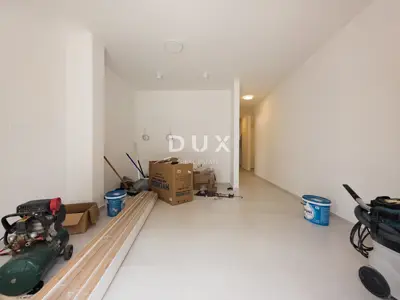 Apartman 72,3 m², Vodice - novogradnja, terasa i dvorište