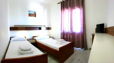 Hotel 750 m², Pag - 24 Zimmer, 100 m vom Meer - 8