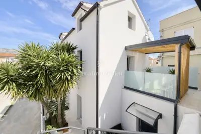 Apartmanska kuća 198 m², Trogir - 150 m od plaže - 2