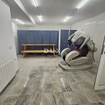 Rijeka, Marinići, Gewerberaum, 443 m², Miete - 18
